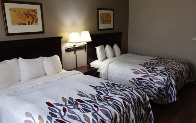 Red Roof Inn & Suites Midland