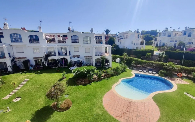 Holiday Home Near La Duquesa Golf & Beach