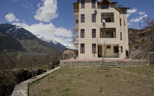 OYO 4719 Hotel WhitePod Manali