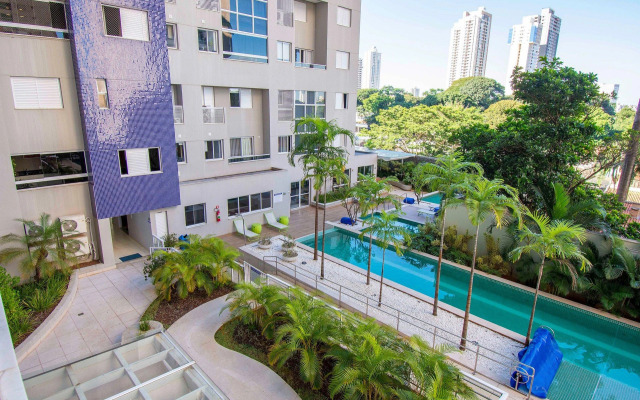 Studio Aconchegante com vista para Piscina. Edifício The Expression - Setor Bueno - TH206