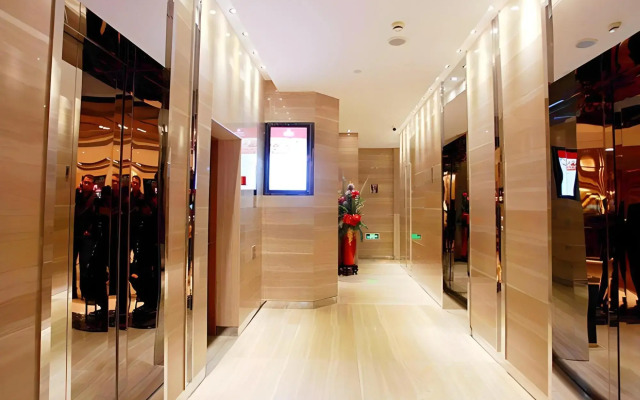 Manhattan Kinlen Hotel - Shishi