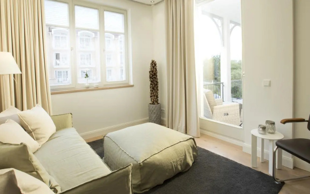 Summerbreeze Cloud - a16716