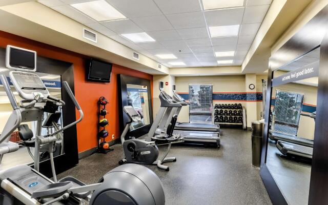 Hampton Inn Madison Huntsville Airport