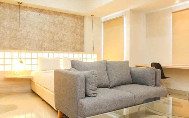 Modern And Spacious Studio Apartment At Mustika Golf Residence