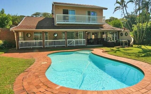 La Loggia On Broadwood