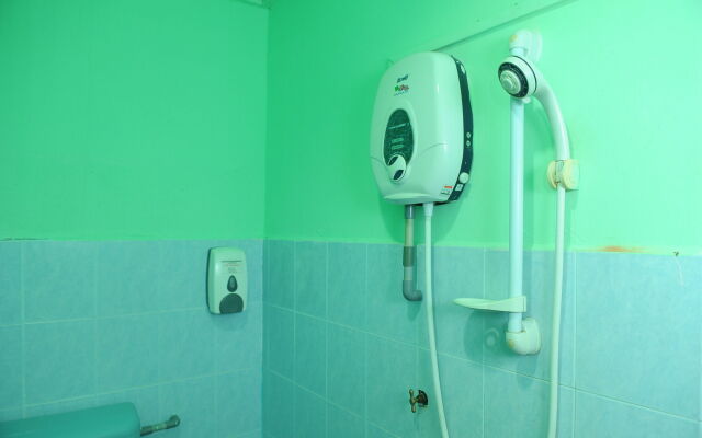 Capital O 90665 Countryview Recreation Park & Resort - Hostel