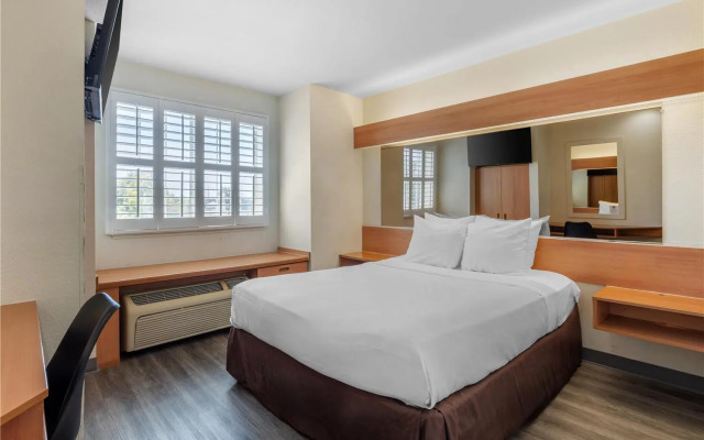 SureStay by Best Western Sacramento South Natomas