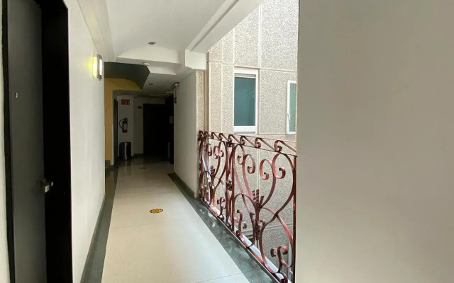Hotel Estrella de Oriente by OYO Rooms