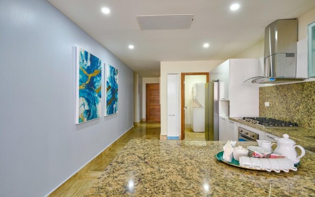 Luxury Beach Condo B-102 Costa Atlantica