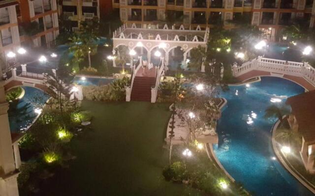 Venetian Signature PoolAccess Resort Jomtian Pattaya