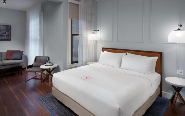 Axiom Hotel