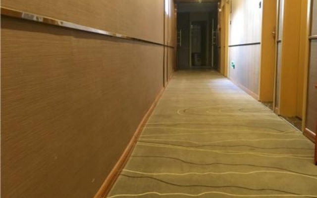 City Comfort Inn Fuzhou Wuyi Zhong Road South Bus Station – Hotel Rooms – Fuzhou