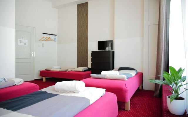 Maverick Hostel & Ensuites