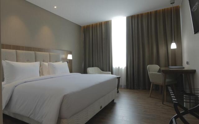 Avenzel Hotel & Convention Cibubur