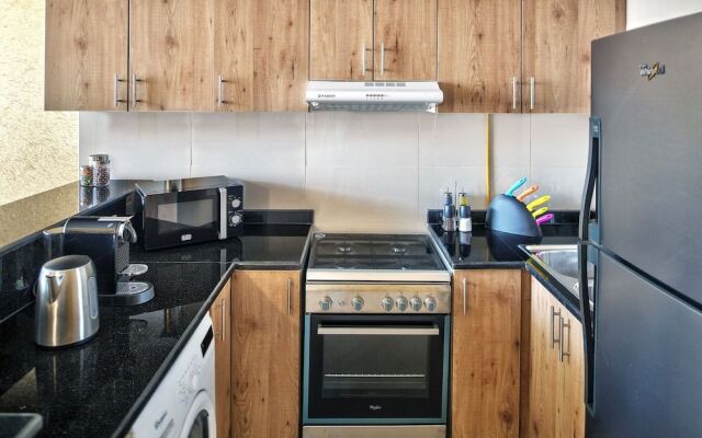 Luxury Staycation Continental Tower