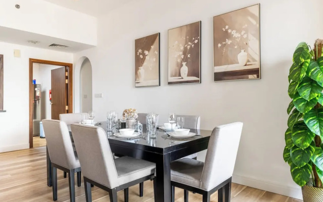 Luxe Marina View Retreat - 2BDRM