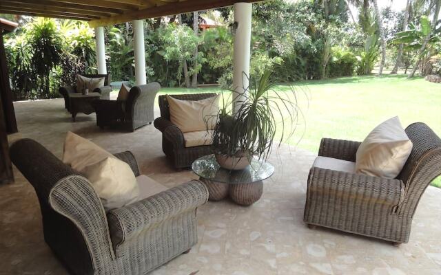 4BR Villa Las Piñas CasadeCampo by ASVR