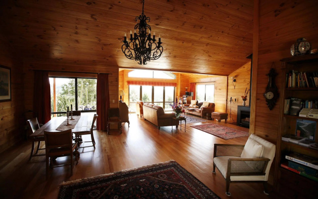 Birds Ferry Lodge & Ferry Mans Cottage