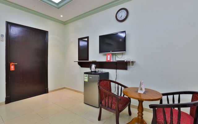 OYO 425 Hotel Manazil Alfouz