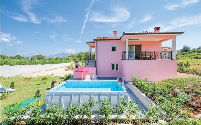 Awesome Home In Boljevici With Wifi, Outdoor Swimming Pool And 2 Bedrooms