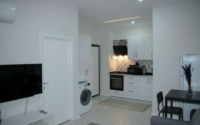 Modern Apartment Near Beach in Muratpasa