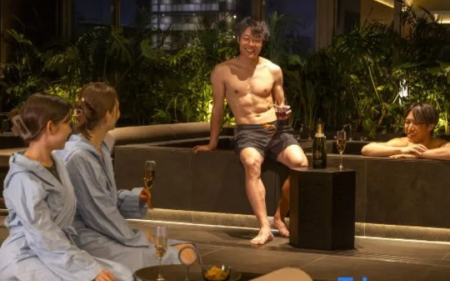 Yuuro Bath-living Hotel Ryogoku – People – Tokyo
