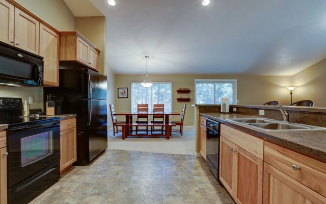 560 Marsh Hawk 3 Bedroom Home by Redawning