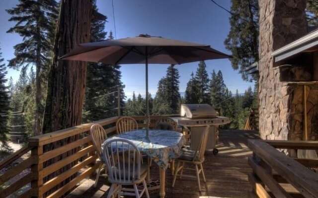 Tash Luxury Vacation Rental by RedAwning