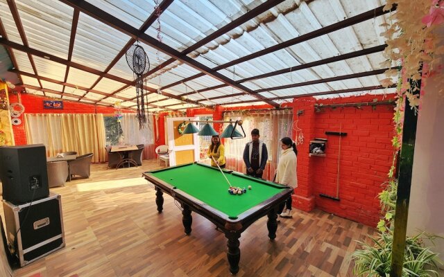 Page 3 - Riverside Rooms & Bar