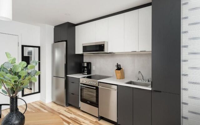 Sonder by Marriott Bonvoy Le Victoria Apartments Old Montreal