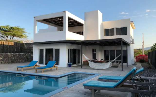 Turtles Nest Villa
