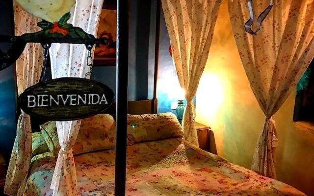 Room in Guest Room - Rural House the Fifth of Malu, Romantic Hotel in Cuenca, Romantic Getaways