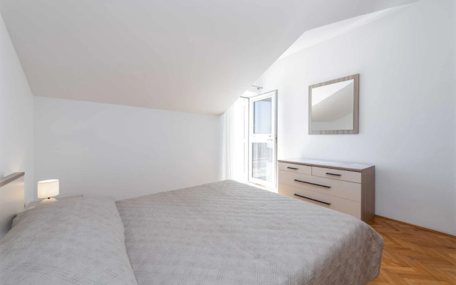 Green Hills Apartment