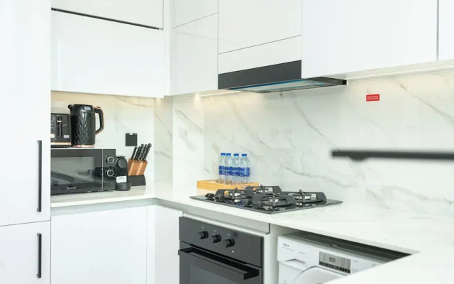 PVH - Serene 1BR - Binghatti House