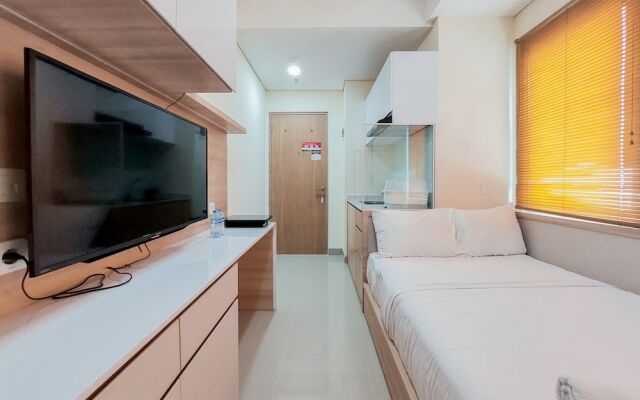 Comfort and Cozy Studio Apartment at B Residence