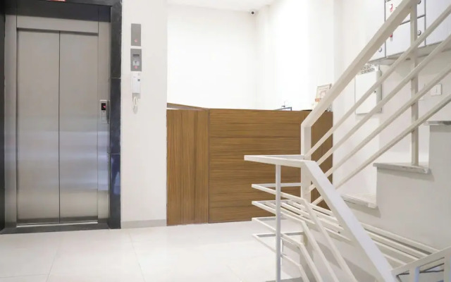 Hotel Kamron Airport Rd Sector 78 Mohali