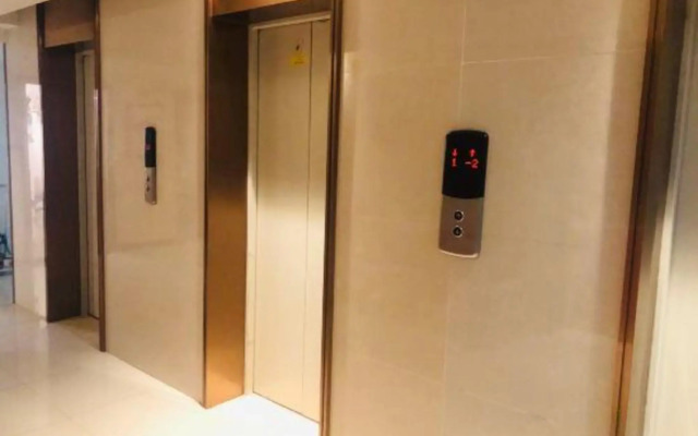 Chongqing Yingjia Hotel