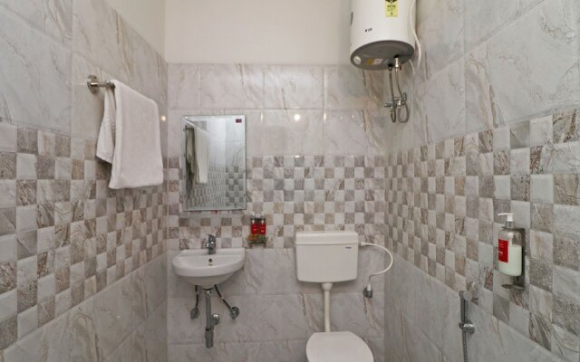 Oyo Flagship 26593 Yug Residency
