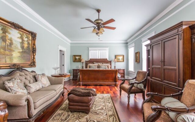 The Social Goat Bed and Breakfast