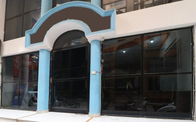 Oyo 35965 Kishore Castle