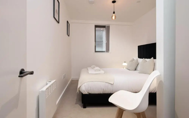 Stylish Two-bedroom Flat in the Northern Quarter