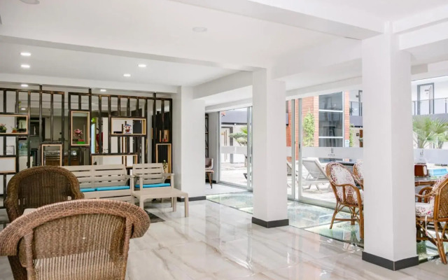 Ladik Hotel