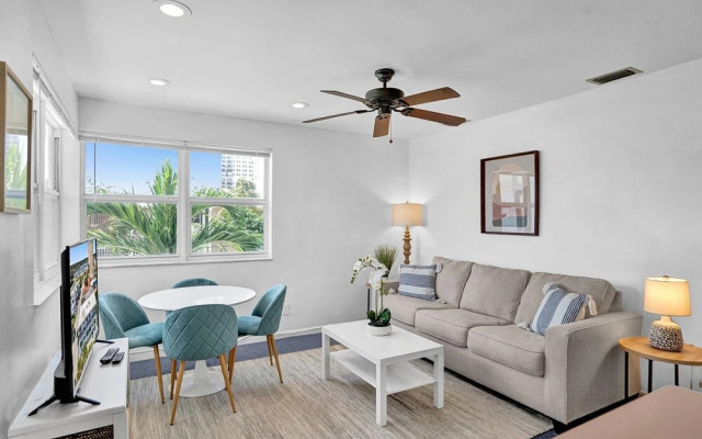 Marine Villas 5 in Hollywood