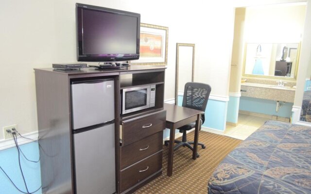Budget Host Inn & Suites