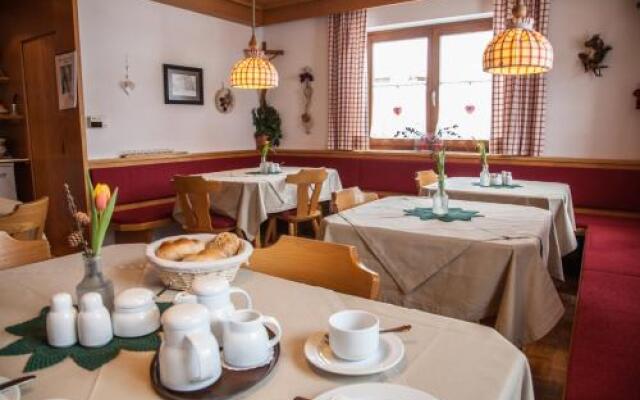 Apart-Pension Haus Arina