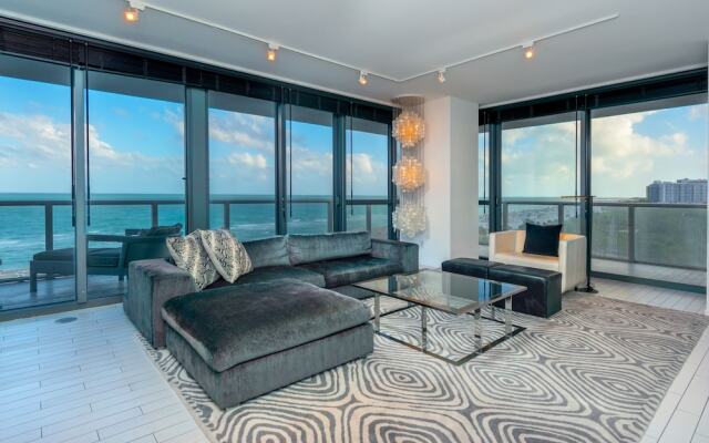 Luxurious Private Residences at W Hotel South Beach by LRMB