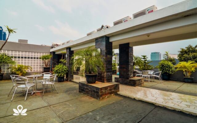 ZEN Rooms Basic near Cilandak Town Square