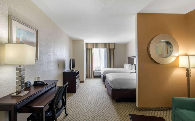 Fairfield Inn & Suites Hillsboro