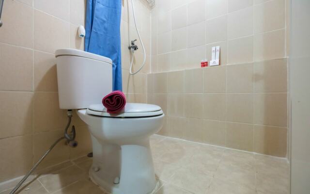Cozy Trendy Green Palace Kalibata City Apartment