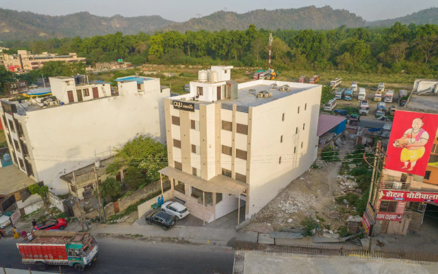 Hotel Ayu Suites